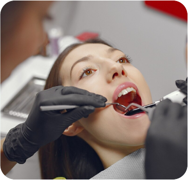 Clinic interior at Makandar Dental and Implant Clinic, photograph 1